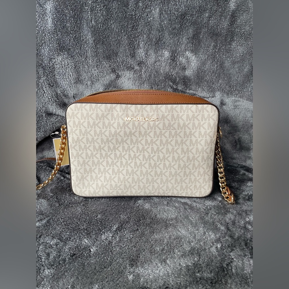 Michael Kors Jet Set LG EW Crossbody